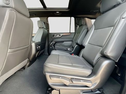 New 2026 GMC Yukon XL Denali w/ Sun & Power Step Package image 17