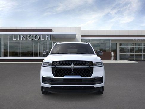 New 2026 Lincoln Navigator L Reserve w/ Jet Appearance Package image 6