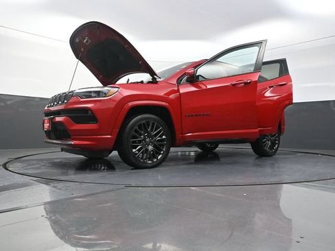 Used 2022 Jeep Compass Limited w/ (RED) Package AWD/4WD image 41