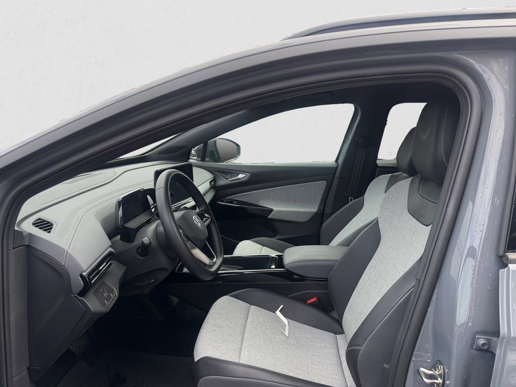 Used 2024 Volkswagen ID.4 2WD image 9