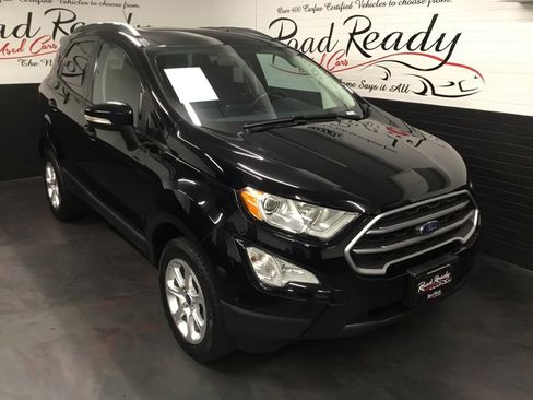 Used 2019 Ford EcoSport SE image 2