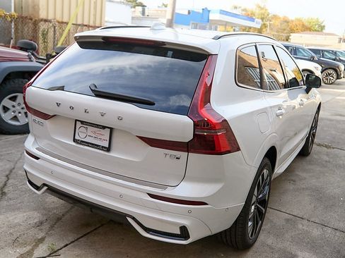 New 2026 Volvo XC60 T8 Plus w/ Protection Package Premier image 10