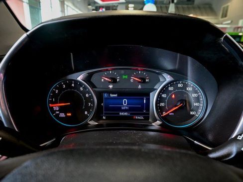 Used 2019 Chevrolet Equinox LT FWD image 33