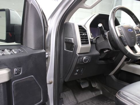 Used 2020 Ford F150 Lariat AWD/4WD image 44