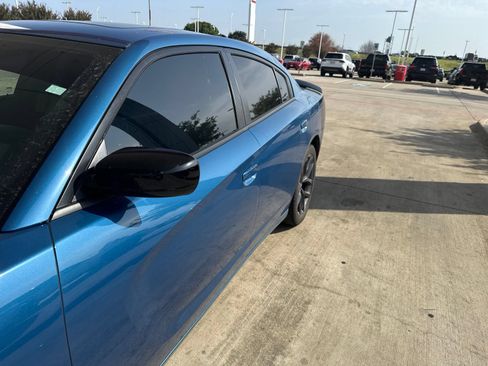 Used 2022 Dodge Charger SXT w/ Blacktop Package RWD image 4