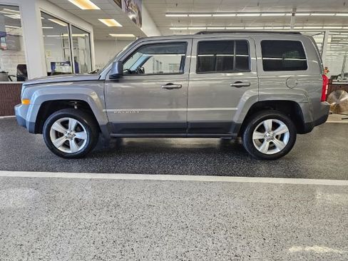 Used 2012 Jeep Patriot Latitude image 8