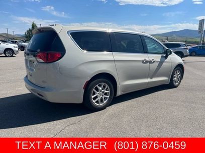 Used 2017 Chrysler Pacifica Touring