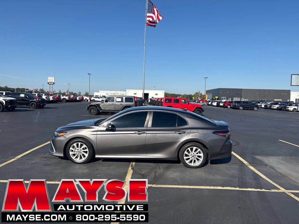 Used 2021 Toyota Camry LE FWD image 1