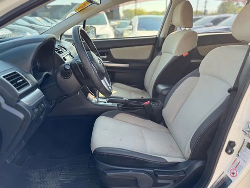 Used 2016 Subaru Crosstrek 2.0i Premium w/ Moonroof Package image 10