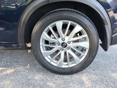 Certified 2023 INFINITI QX50 Luxe FWD image 14