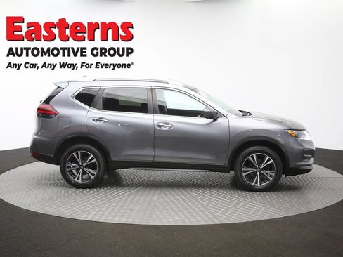 Used 2020 Nissan Rogue SV w/ Premium Package AWD/4WD image 48