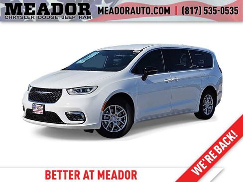 New 2026 Chrysler Pacifica Select FWD image 1