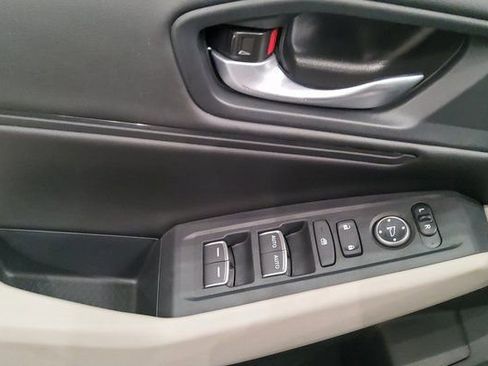 New 2025 Honda Accord SE image 21