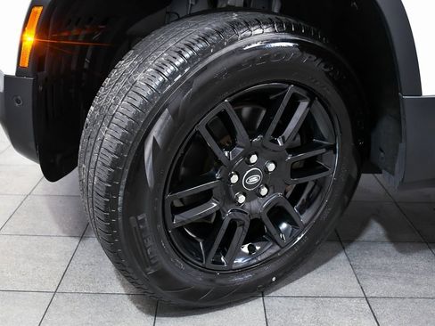 Used 2025 Land Rover Defender 110 S image 7