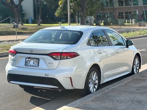 Used 2021 Toyota Corolla XLE image 5