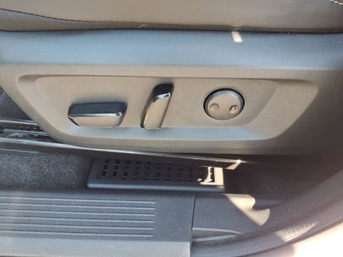 Certified 2023 Nissan Rogue SL AWD/4WD image 17