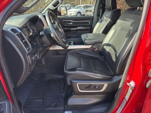 Used 2019 RAM 1500 Laramie w/ Sport Appearance Package image 12