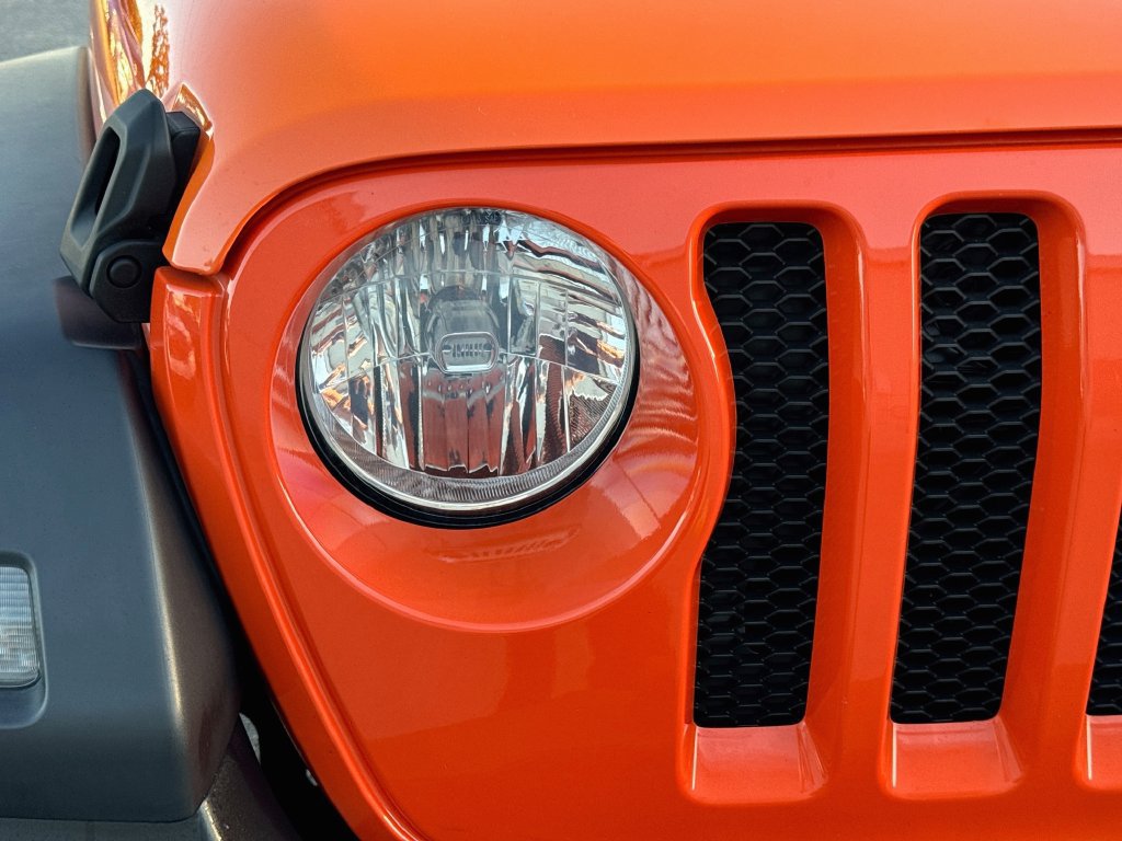 Used 2018 Jeep Wrangler Unlimited Sport S AWD/4WD image 35