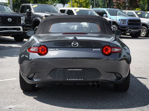 Used 2016 MAZDA MX-5 Miata Grand Touring RWD image 9