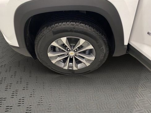 New 2026 Chevrolet Equinox LT w/ Convenience Package II image 29