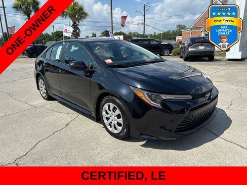 Certified 2025 Toyota Corolla LE FWD image 3