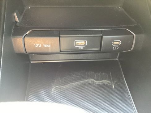 Used 2023 Kia Telluride LX AWD/4WD image 24