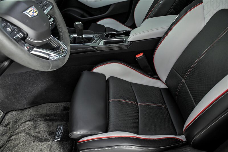 Used 2024 Cadillac CT5 V Blackwing w/ Carbon Fiber Package 2 RWD image 36