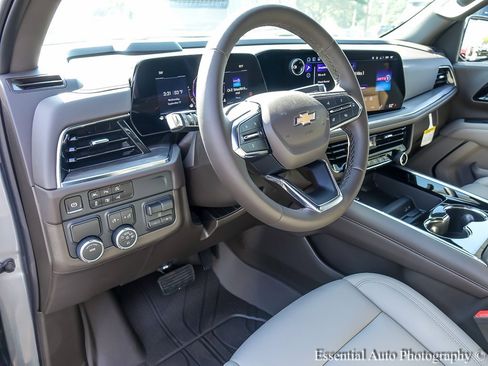 New 2026 Chevrolet Suburban LT w/ Comfort Package image 12