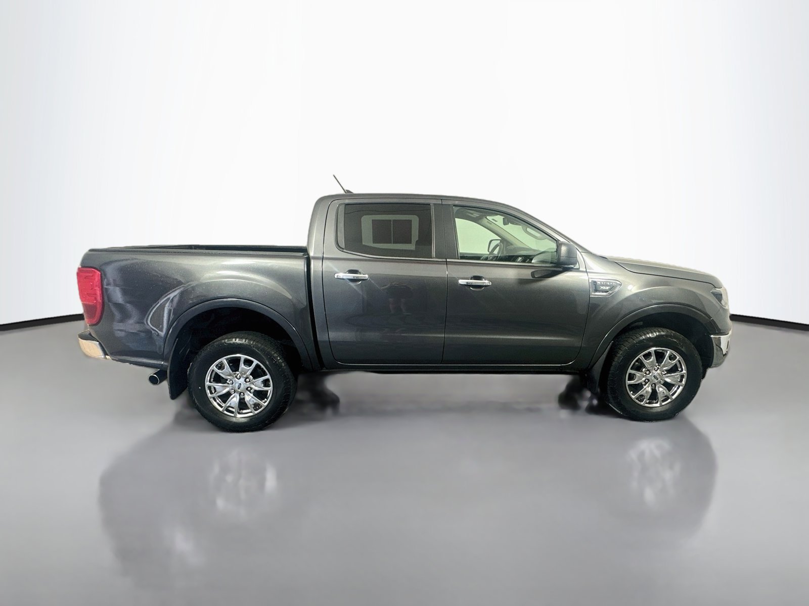 Used 2019 Ford Ranger XLT w/ Equipment Group 302A Luxury AWD/4WD image 8