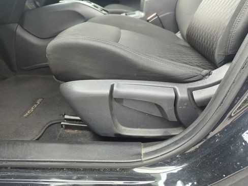 Used 2019 Nissan Rogue S FWD image 12