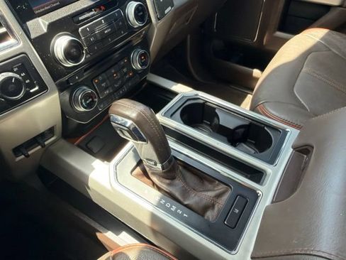 Used 2015 Ford F150 King Ranch w/ Equipment Group 601A Luxury AWD/4WD image 34