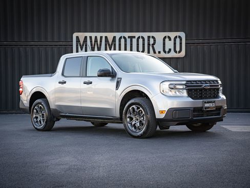 Used 2023 Ford Maverick XLT image 1