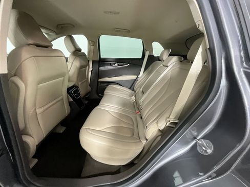 Certified 2021 Lincoln Nautilus FWD w/ Equipment Group 101A image 26