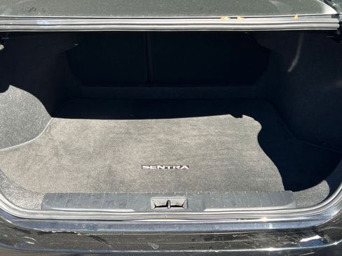 Used 2025 Nissan Sentra S image 25