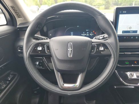 Used 2023 Lincoln Corsair Reserve w/ Equipment Group 201A AWD/4WD image 28