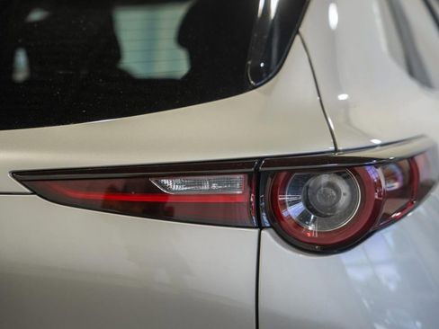 Used 2023 MAZDA CX-30 AWD 2.5 S w/ Select Package image 6
