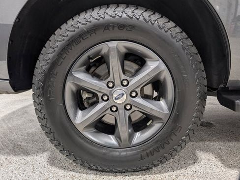 Used 2020 Ford Expedition XLT w/ FX4 Off-Road Package image 13