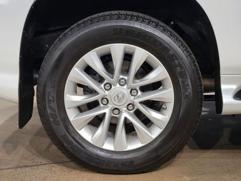 Used 2023 Lexus GX 460 Premium w/ Premium Package AWD/4WD image 17