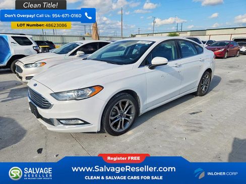 Used 2017 Ford Fusion SE w/ Equipment Group 201A image 1