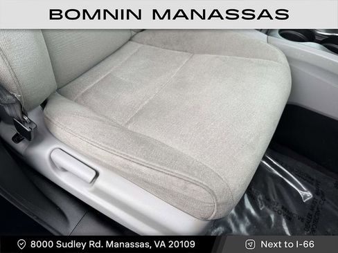 Used 2018 Honda Pilot EX image 9