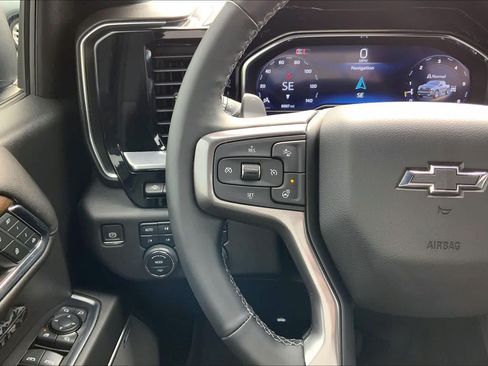 Used 2024 Chevrolet Silverado 1500 High Country w/ Midnight Edition AWD/4WD image 24