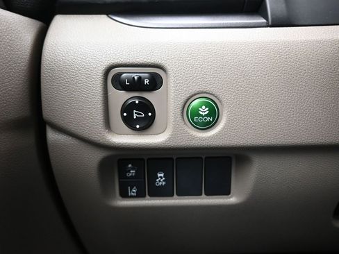 Used 2020 Honda Pilot EX image 28