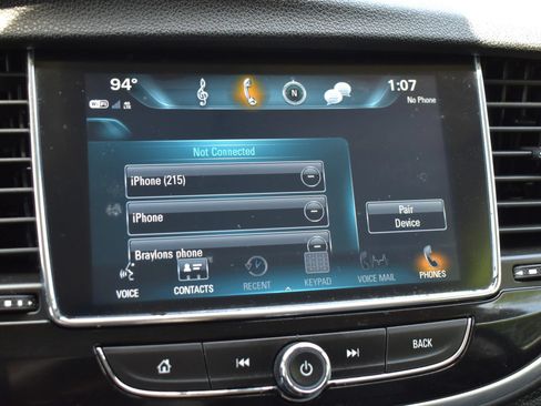 Used 2020 Buick Encore Essence FWD image 54