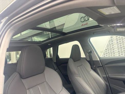Certified 2025 Audi Q5 Premium Plus w/ Premium Plus AWD/4WD image 37
