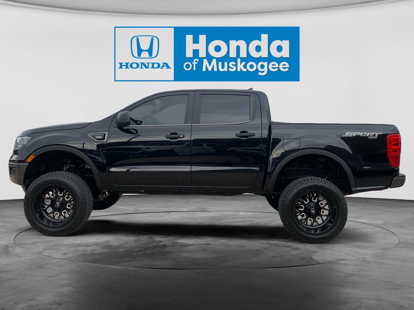 Used 2021 Ford Ranger XLT w/ Equipment Group 301A Mid AWD/4WD image 8