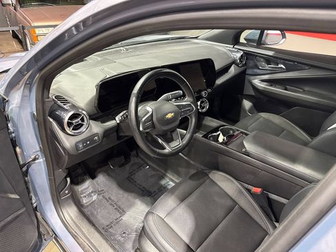 Used 2024 Chevrolet Blazer EV LT AWD/4WD image 97