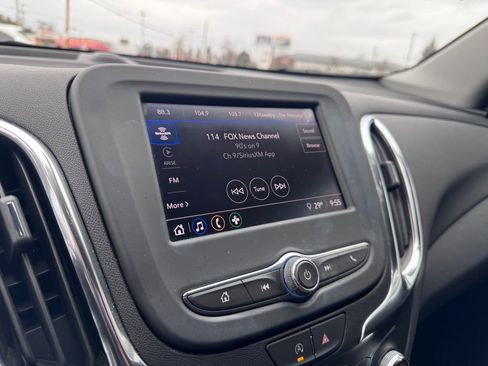 Used 2024 Chevrolet Equinox LT image 19