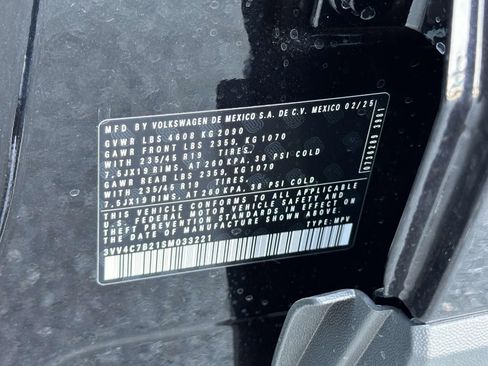 New 2025 Volkswagen Taos SEL image 16