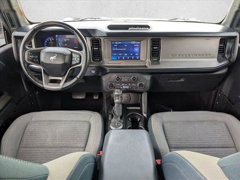 Used 2022 Ford Bronco Outer Banks image 15