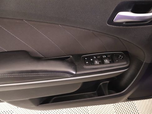 Used 2023 Dodge Charger SXT w/ Cold Weather Package RWD image 15